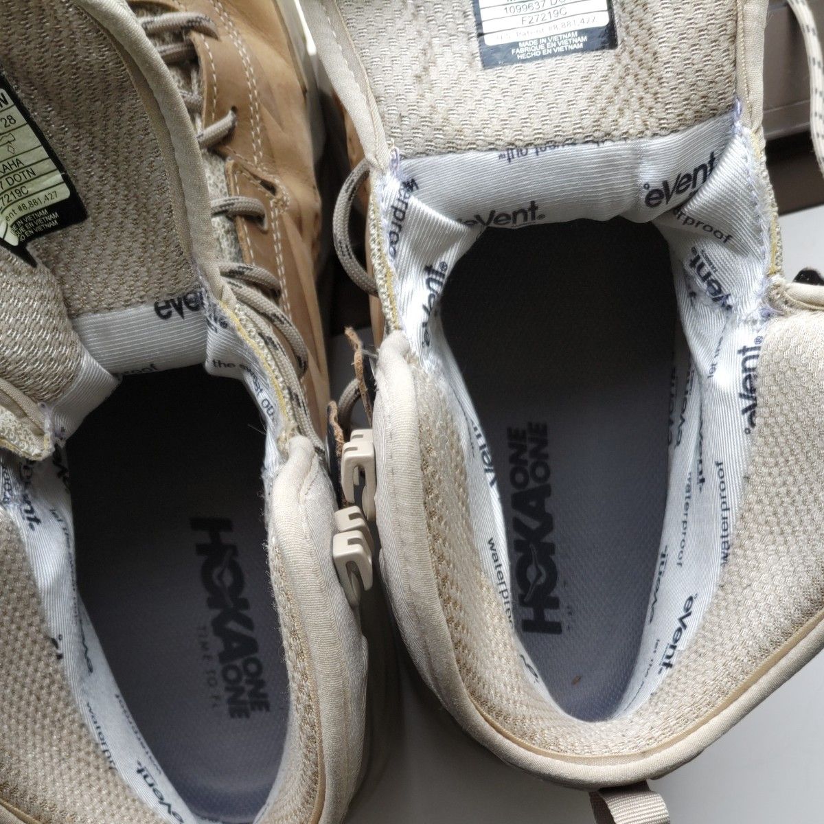 再お値下げ HOKA ONE ONE ホカ オネオネ SKY KAHA スカイカハ ブーツ 28 トレッキング ベージュ