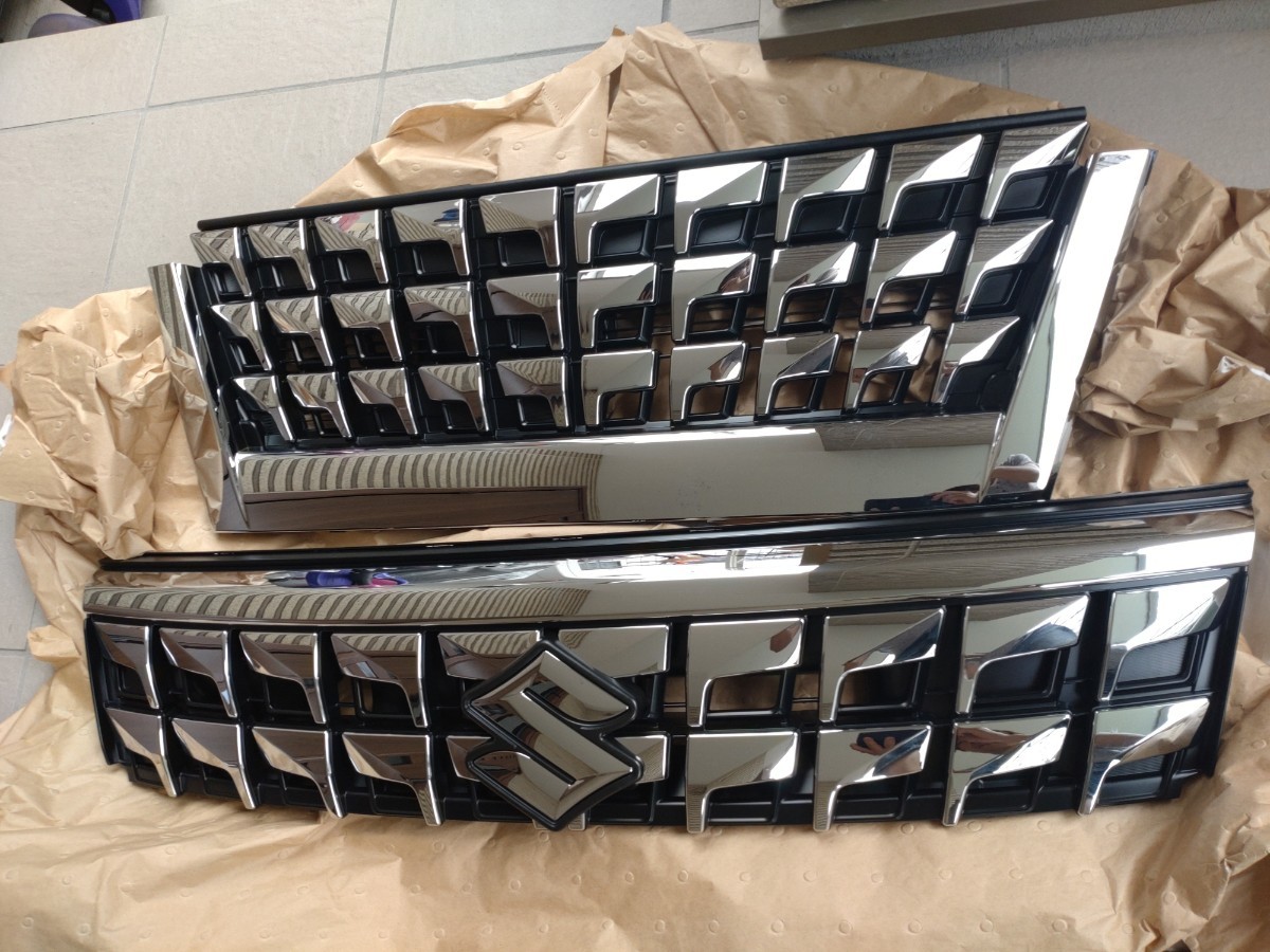 新車外し 美品 スペーシア カスタム MK53S 後期 フロント メッキ