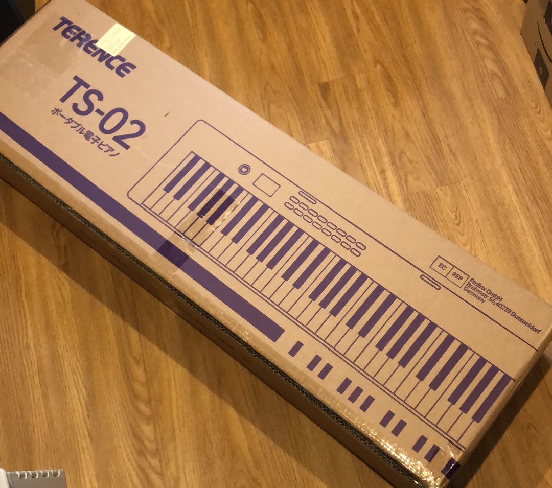 電子ピアノ 61鍵盤 初心者向け キーボード ピアノ 指力感知機能 MIDI対応-