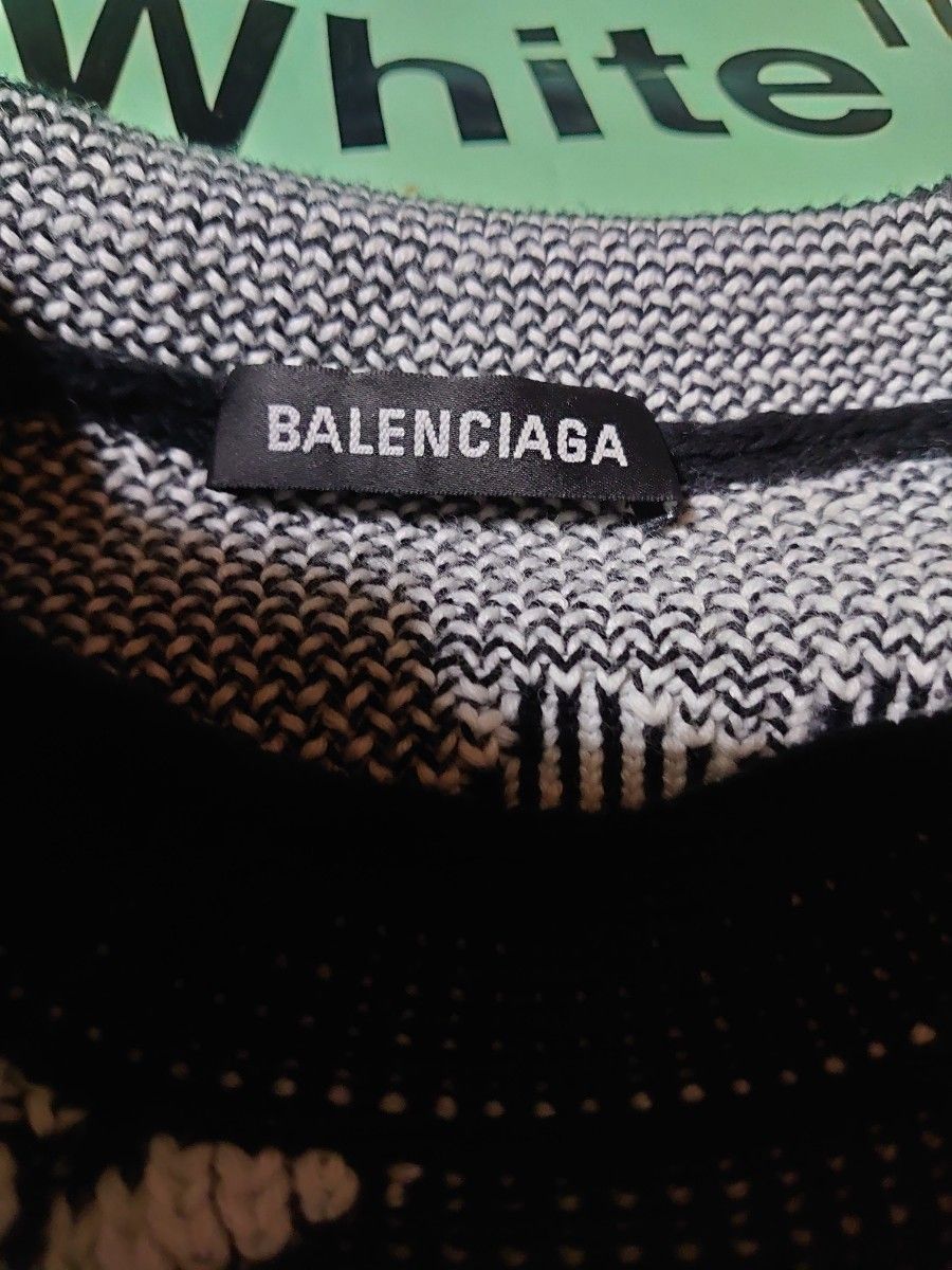 日本未入荷【BALENCIAGA】SAFETY PINS オーバーサイズ ロゴ BALENCIAGA 筆記体ロゴ ニット オーバーサイズ セーター|Yahoo