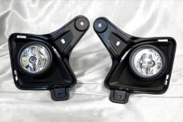 200 ハイエース 3型 ワイド HID ブラック ヘッドライト フォグランプ