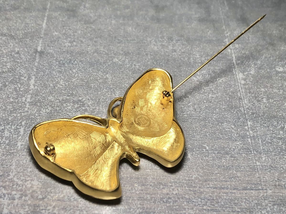 BIG size GIVENCHYji van si. brooch butterfly . Gold 