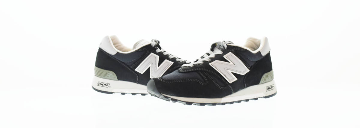 △ NEW BALANCE ニューバランス USA スニーカー M1300AE 26.5cm 黒 ブラック 103_画像1