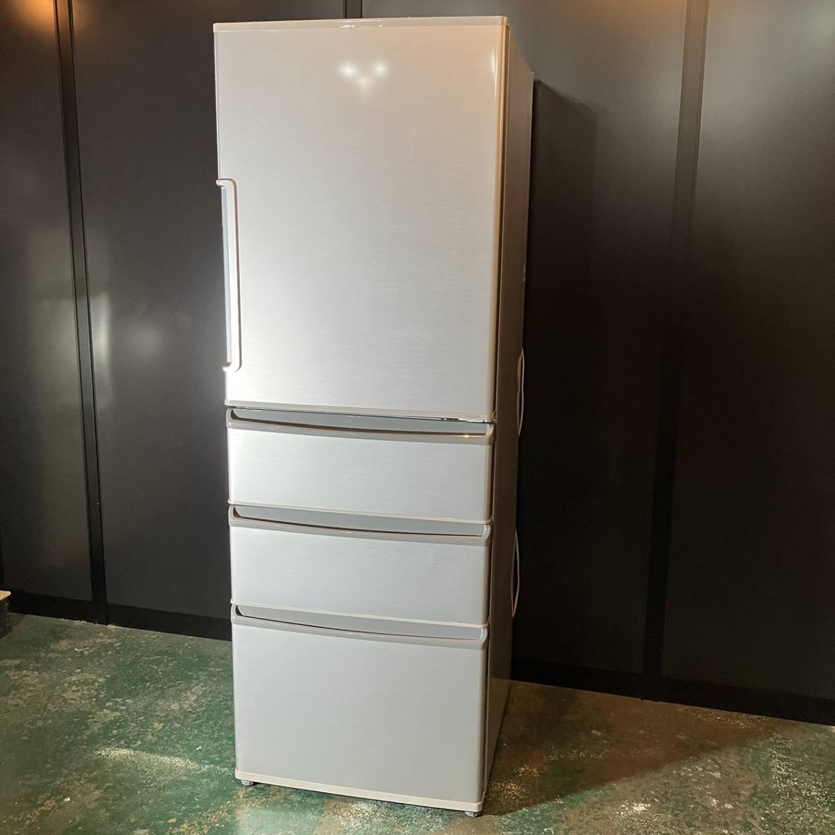 ■AQUA アクア 4ドア 冷凍 冷蔵庫 AQR-361F 2017年製 355L グレー●E072M063