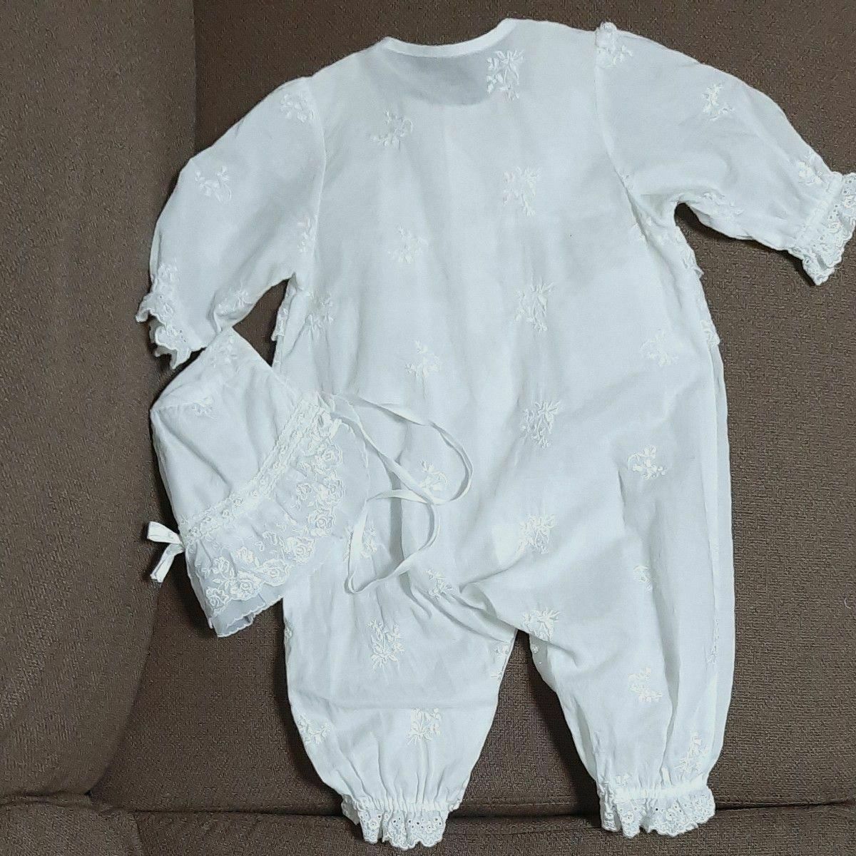 「赤ちゃんの城」とっても可愛いセレモニードレス♪ フードセット 白 ベビー服　フォーマル　ロンパース 日本製　綿100%　お祝い事
