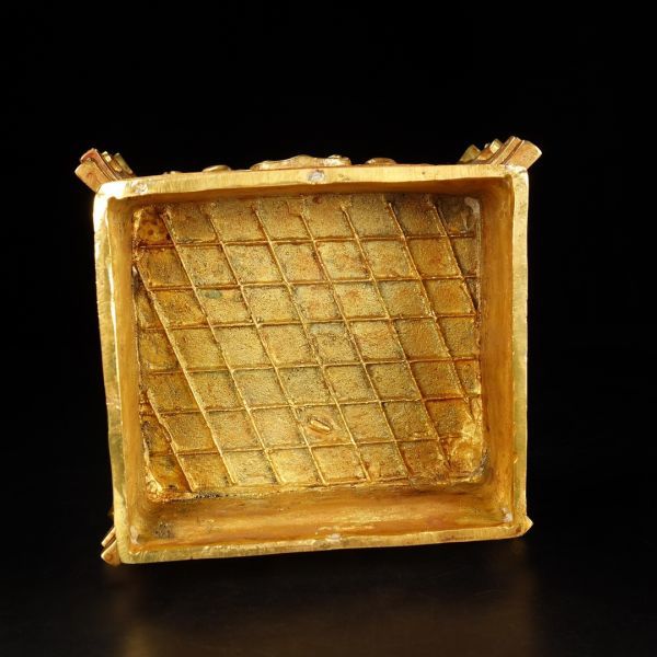 瓏】古銅鏨刻彫 塗金獣面銘文盒 漢代 古置物擺件 銅器 中国古賞物 蔵出-