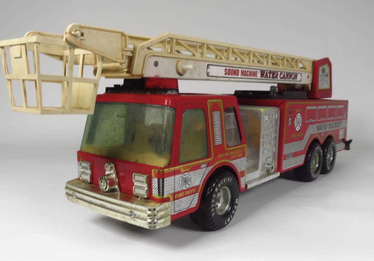 昭和レトロ ブリキのおもちゃ Nylint SOUND MACHINE FIREDEPT はしご車 消防車 レスキュー 動作確認済 デッドストック レア物 直径64cm