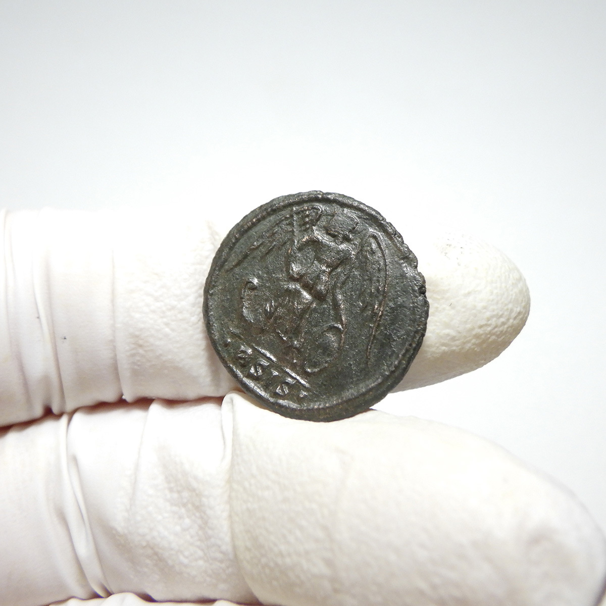 【古代ローマコイン】City Commem（コンスタンティノポリス記念）クリーニング済 ブロンズコイン 銅貨 フォリス(MF4MZnQGzu)_画像7