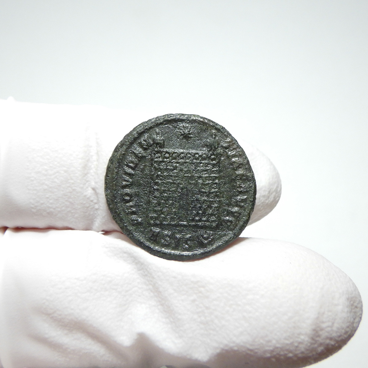 【古代ローマコイン】Constantine I（コンスタンティヌス1世）クリーニング済 ブロンズコイン 銅貨 フォリス(3G6w3VgLYx)_画像6