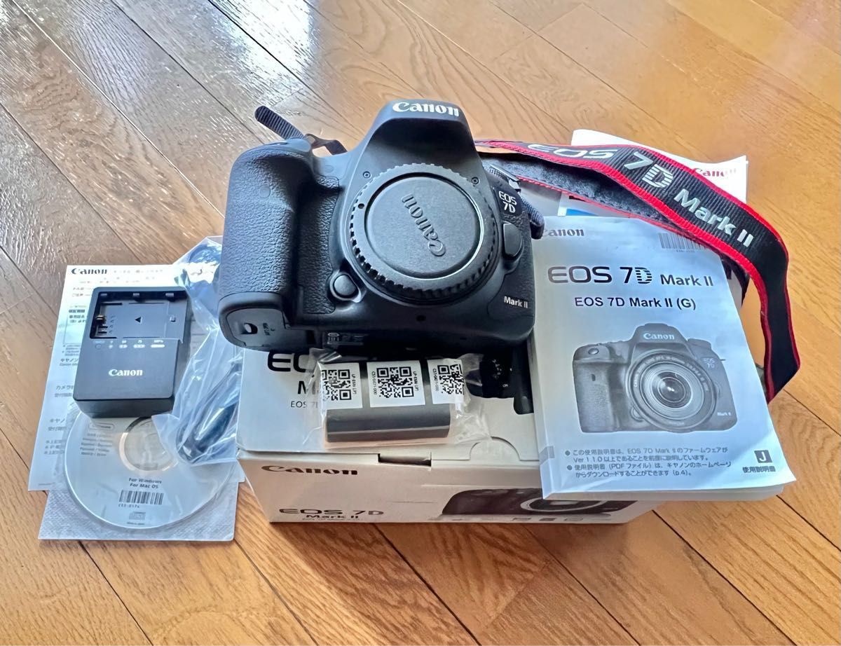 Amazon.com : Canon EOS 7D Mark II Digital SLR Camera (Body Amazon.com : Canon EOS 7D Mark II Digital SLR Camera (Body