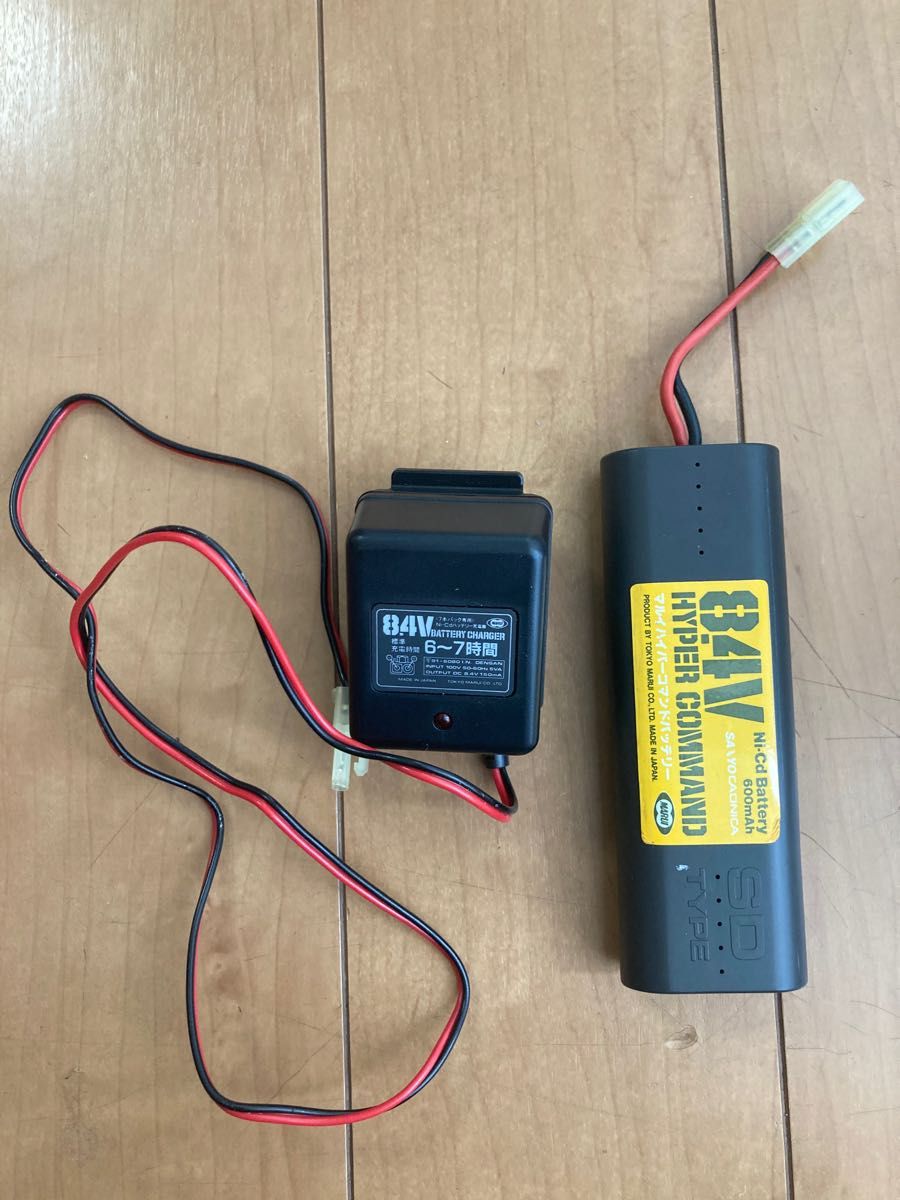 東京マルイ ハイパーコマンドミニバッテリーと充電器 セット 東京マルイ ハイパーコマンドミニバッテリーと充電器 セット