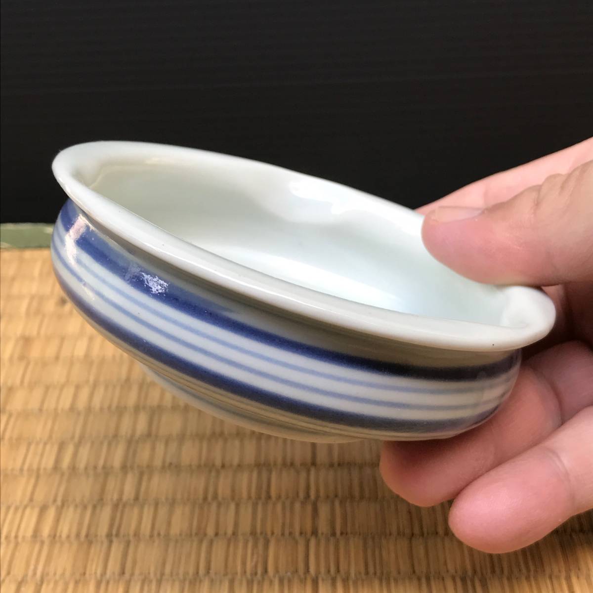  Imari width ... censer? ashtray?(.). mountain person . seal? small plate, small bowl delicacy inserting blue and white ceramics old Imari (R50726_A)