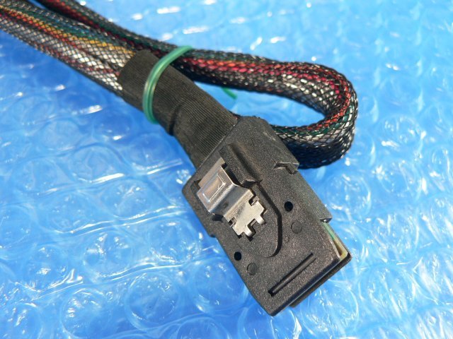 1ECJ // Mini SAS cable ( inside part for ) SFF-8087 approximately 55m / 668242-001 682626-001 // HP ProLint DL360e Gen8 taking out // stock 5