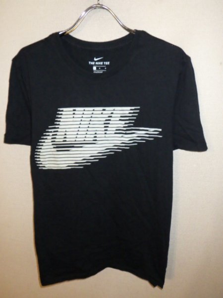 z1593NIKE★ナイキ★プリントTシャツ★黒色★サイズM★人気★激安★送料格安_画像1