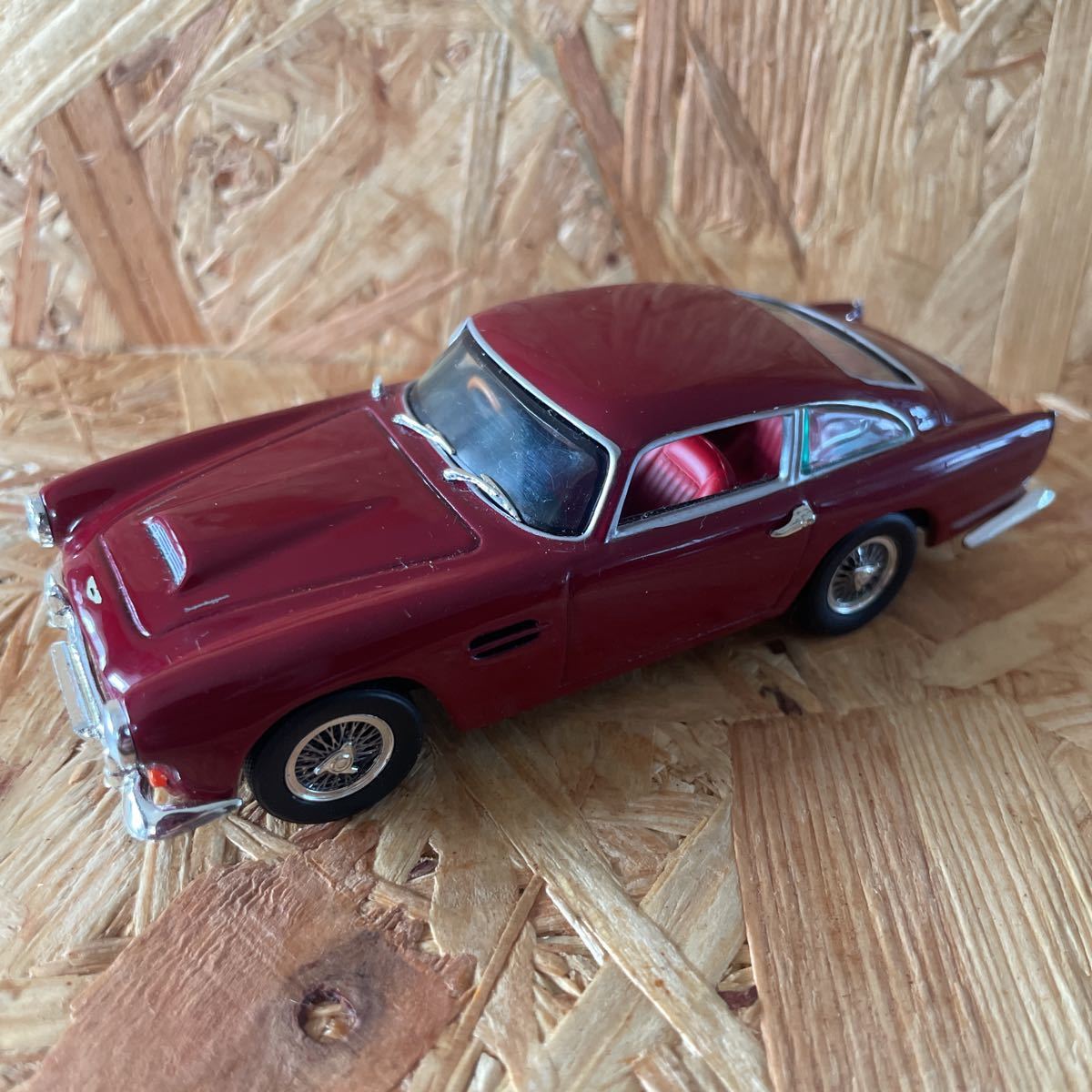 1/43 VITESSE アストンマーチンDB4 ミニカー 202273 | JChere雅虎拍卖代购