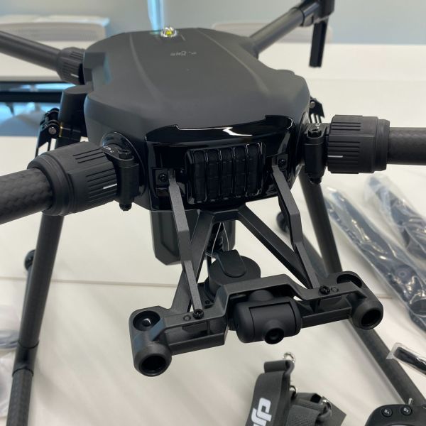 Yahoo!オークション - 【新品未使用】DJI Matrice 200 V2(TB55 Yahoo!オークション - 【新品未使用】DJI Matrice 200 V2(TB55