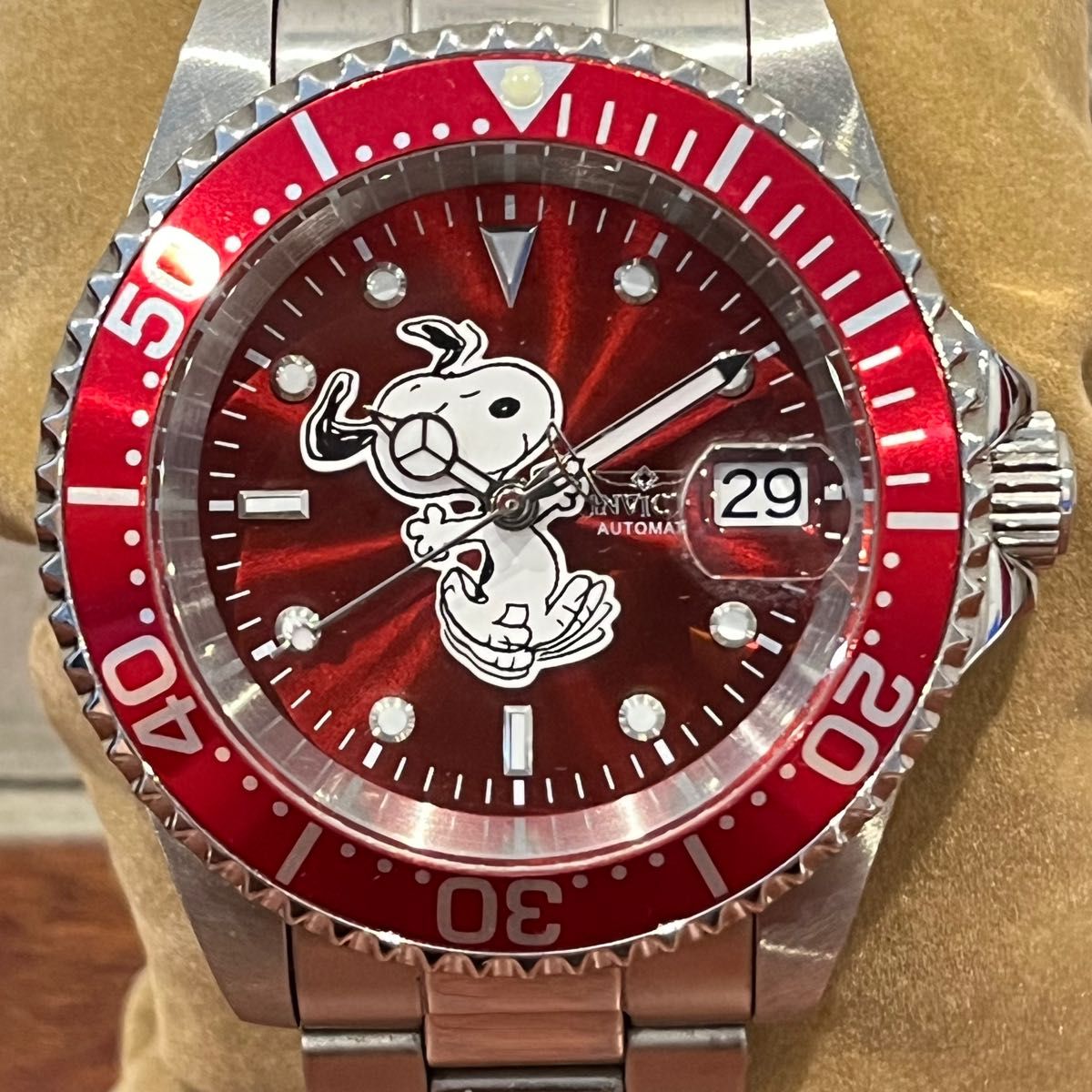 INVICTA インビクタ スヌーピー SNOOPY 自動巻き 5000本限定 INVICTA インビクタ スヌーピー SNOOPY 自動巻き 5000本限定