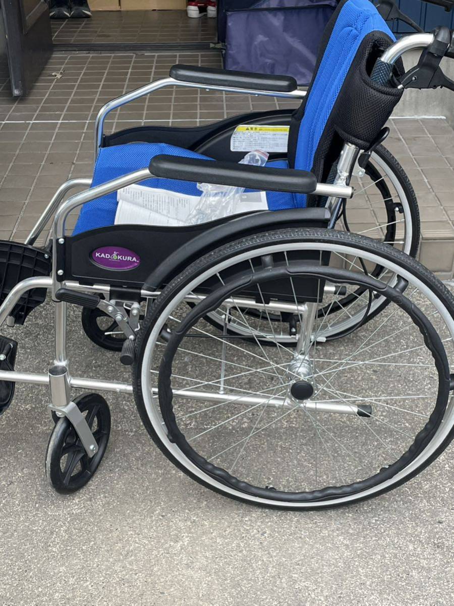 美品 KADOKURA カドクラ ノーパンク コンパクト 折り畳み 車椅子 自走式 介助 リハビリ 引き取り歓迎 発送可_画像3