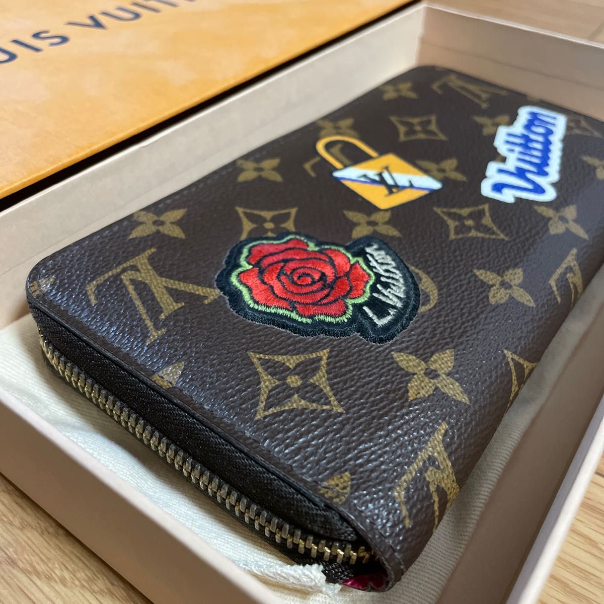 LOUIS VUITTON  M63392 刺繍　長財布 モノグラム　正規品