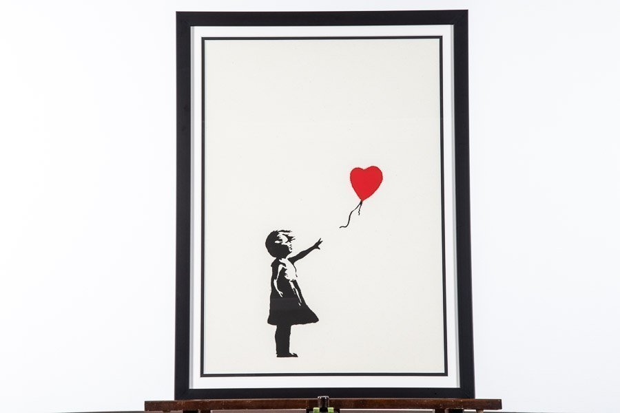 【バンクシー】『 Banksy 「Girl with Balloon (RED)」 WCP 正規品 シルクスクリーン 額装 12730 』 赤い風船に手を伸ばす少女