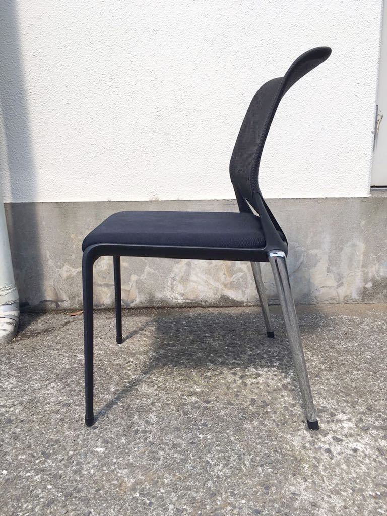 【直接引取可・定価78100円】vitra / ヴィトラ Meda Slimメダスリム オフィスチェア ダイニングチェア 黒 アルベルト・メダ デザイナーズ_画像3