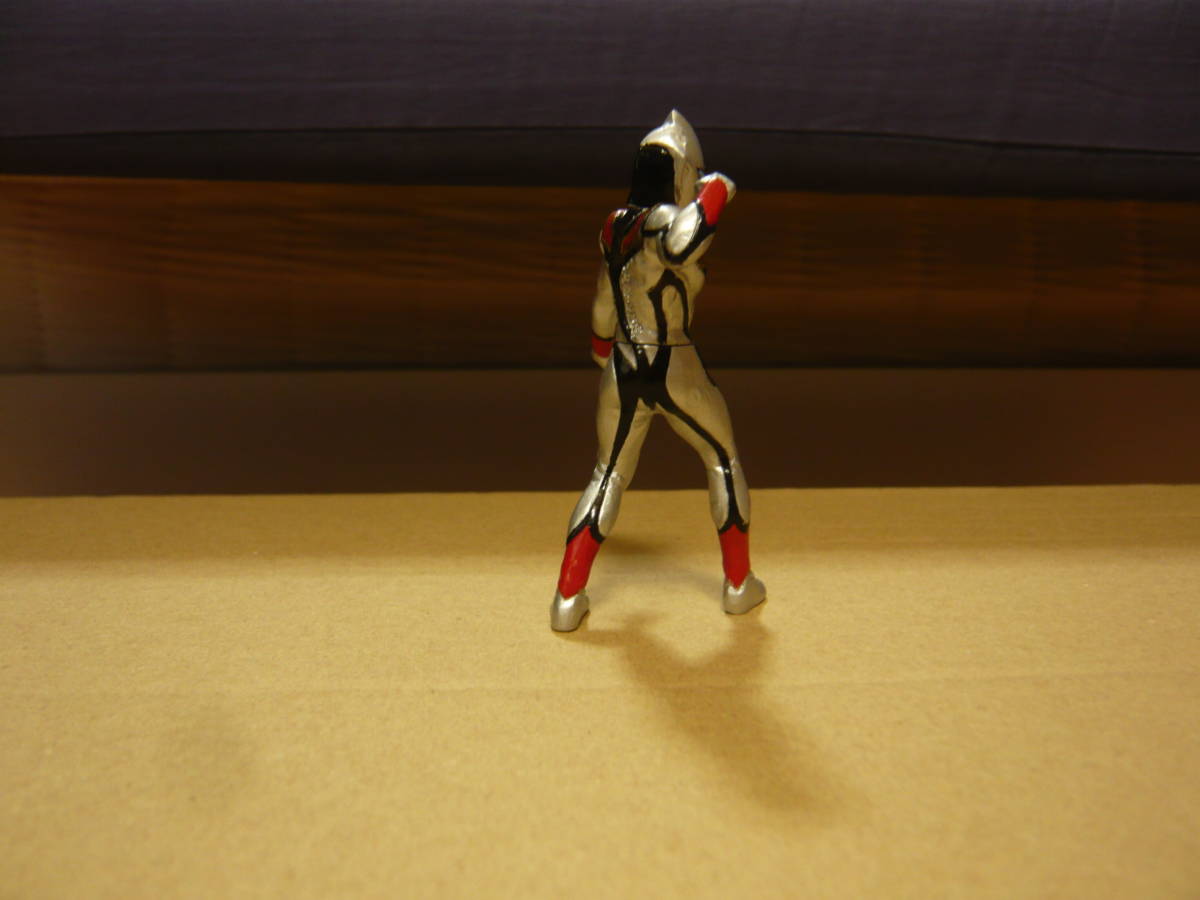  Bandai gashapon HG Ultraman Dyna PART14 свет. звезда. воитель .. сборник .i- vi ru Tiga . первая версия 4 вмятина прекрасный товар сокровище освобождение!