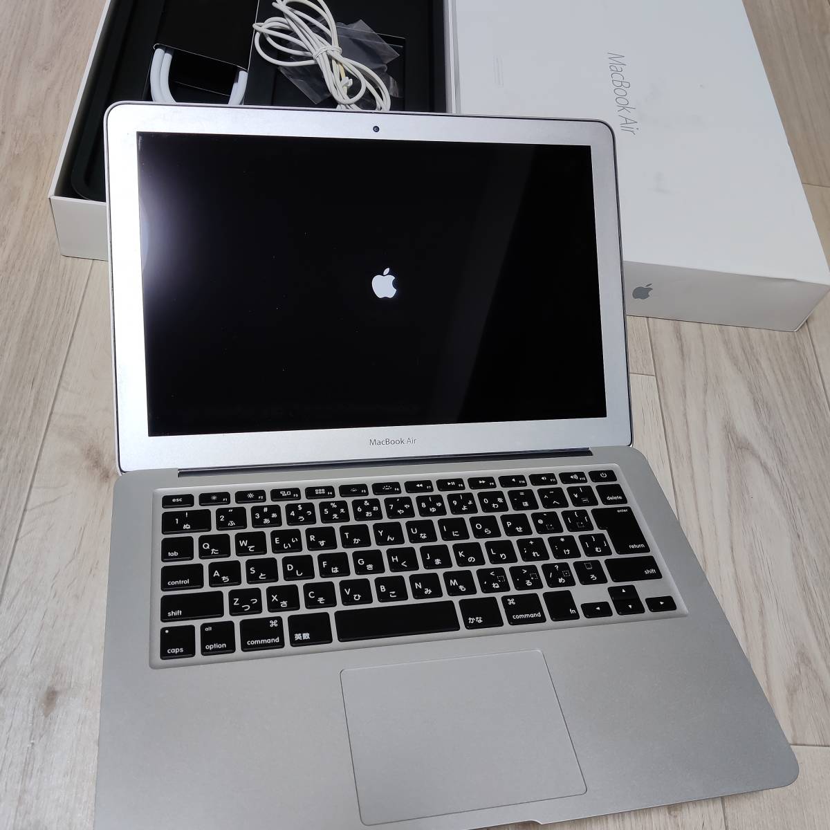 0JH3QF】MacBook Air A1466 13インチ, Early 2015 core i5 1.6GHz 8GB