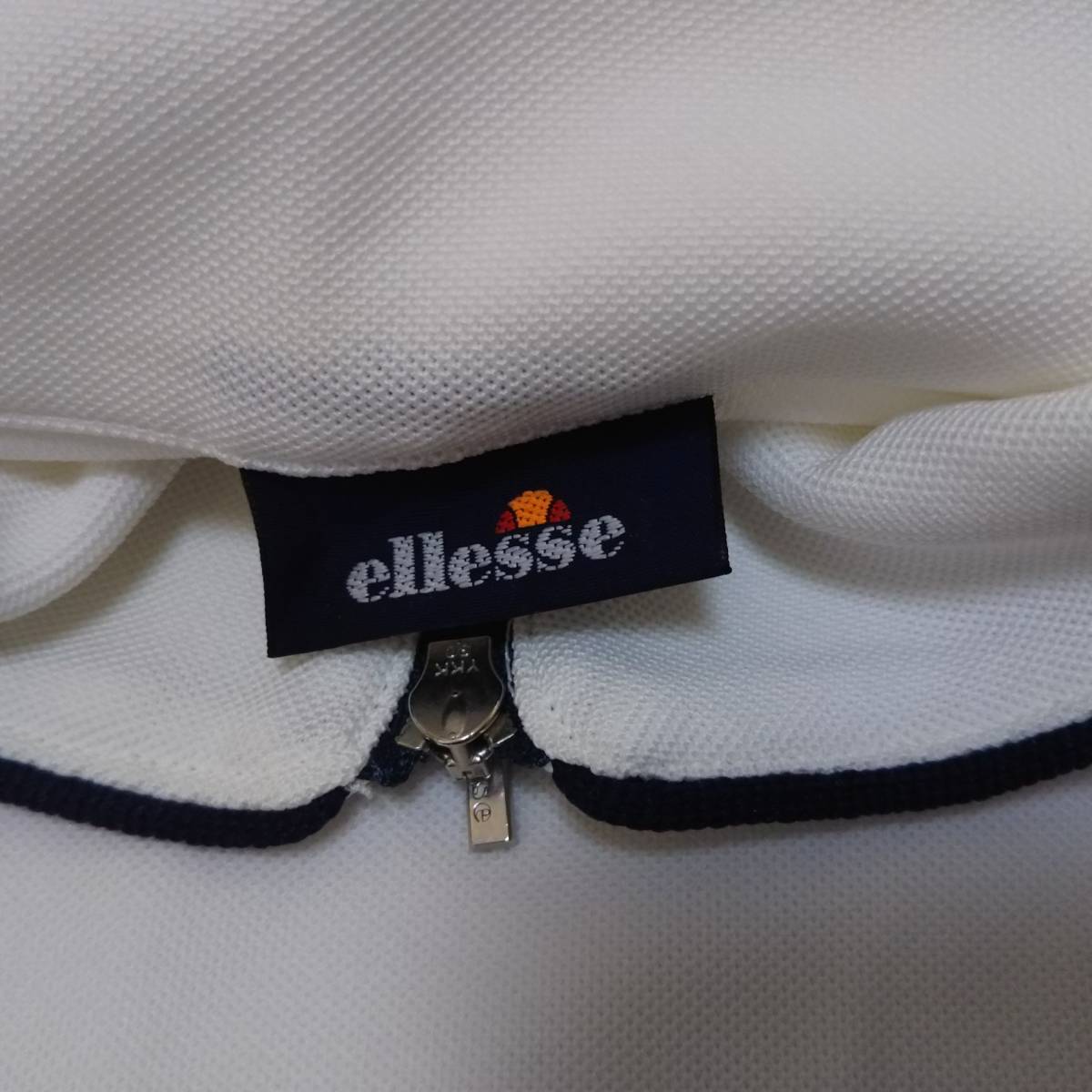 【ellesse エレッセ】 『ladies レディース wear ウェア』 Lサイズ ホワイト色♪♪♪ スポーツ ウォーキング ランニング☆☆☆_画像4