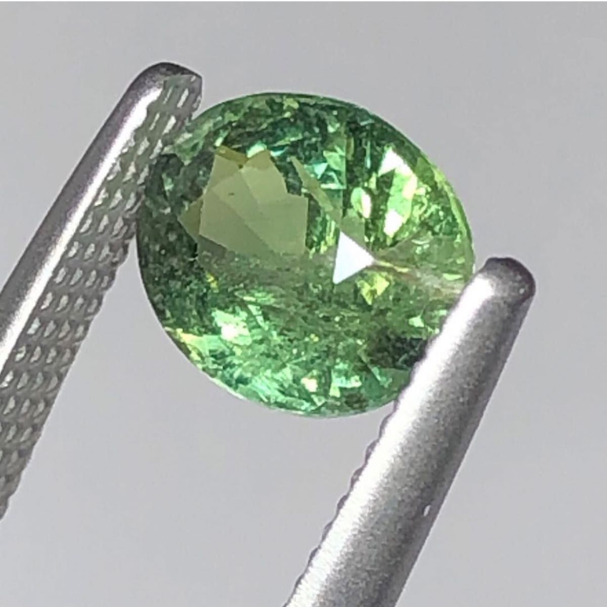 2328【美麗グリーン】鑑ソ付1 075ct天然非加熱サファイア マダガスカル