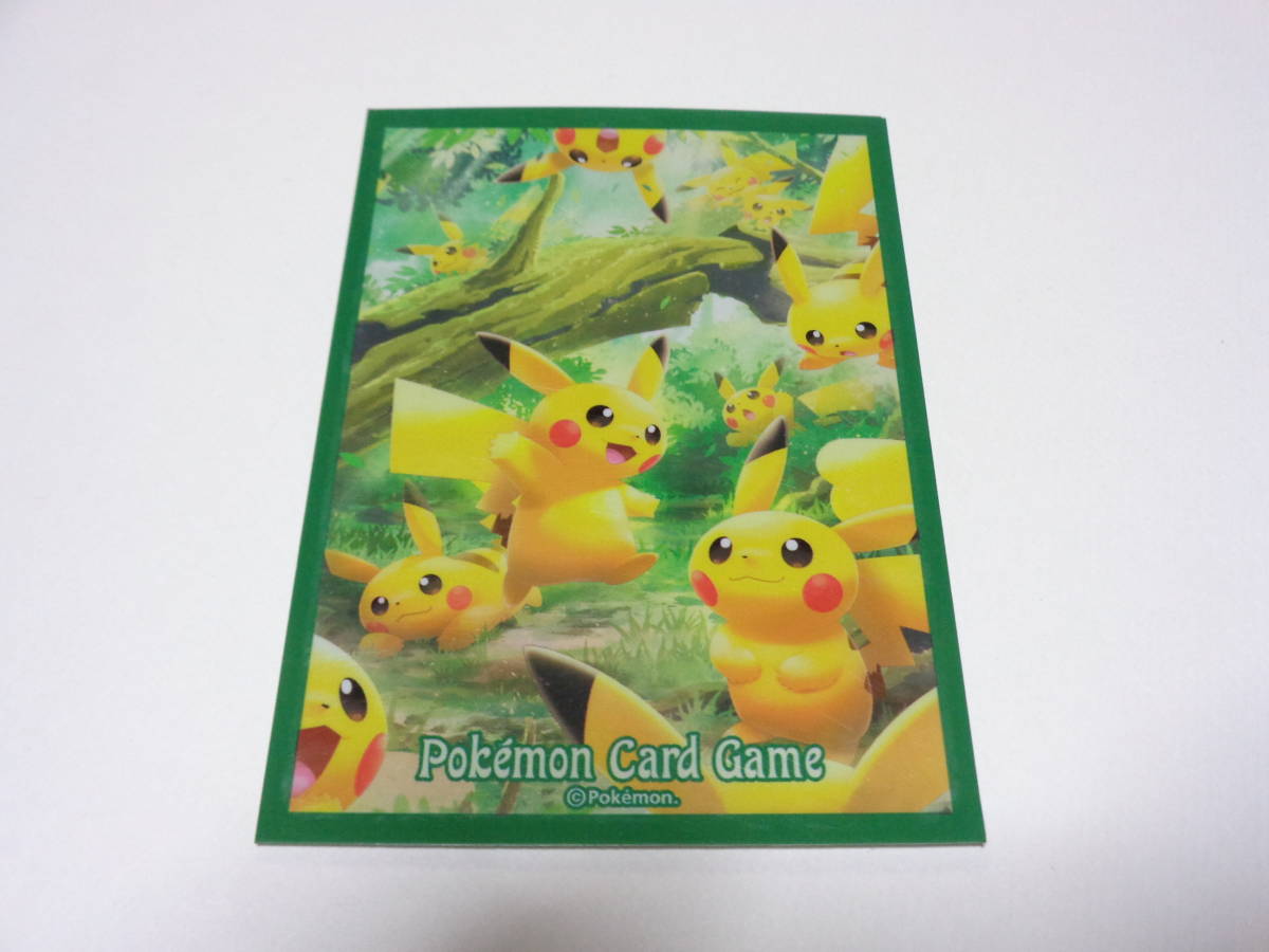 ピカチュウの森 /ポケカ ポケモンカードゲーム デッキシールド スリーブ_画像1