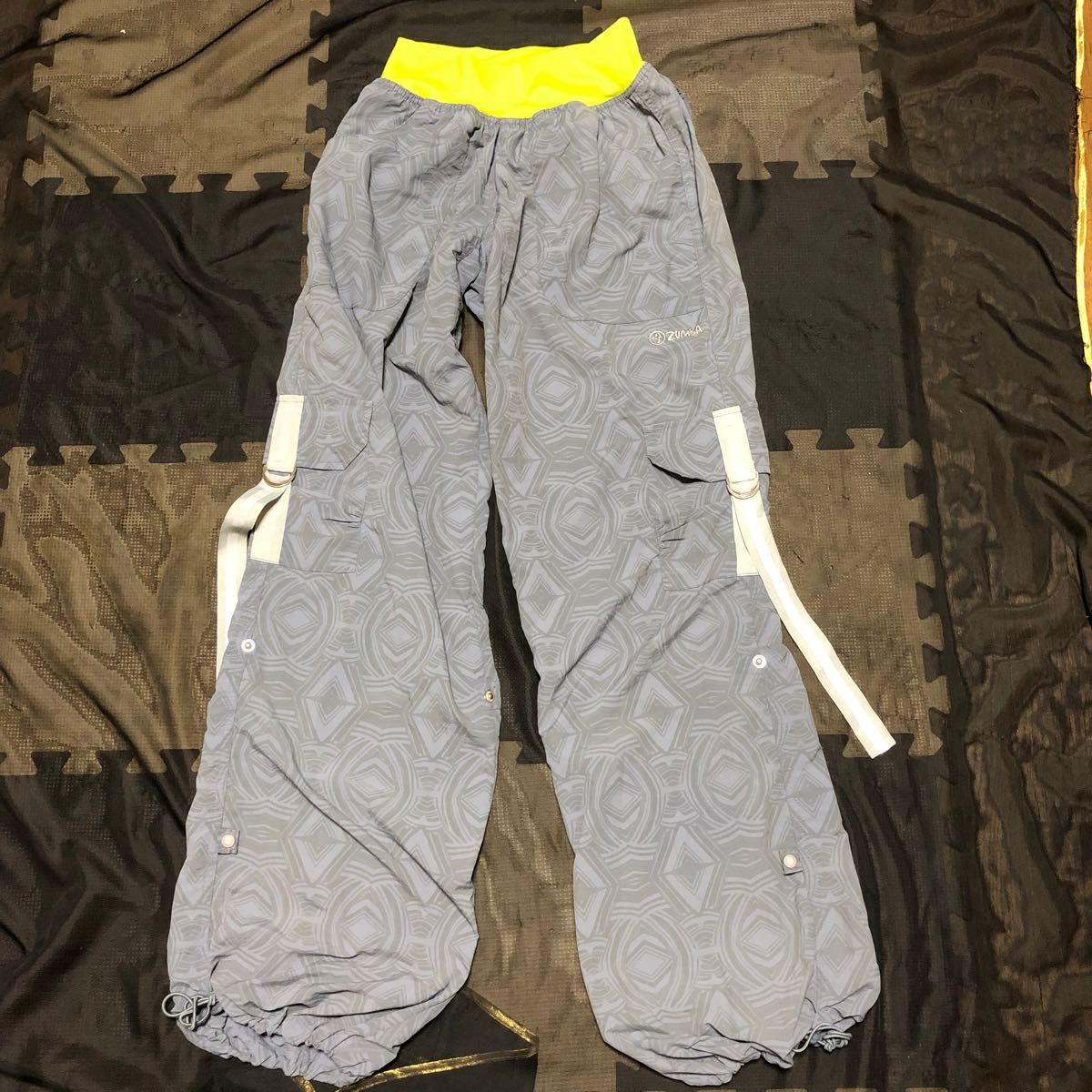 ZUMBAカーゴパンツ 正規品