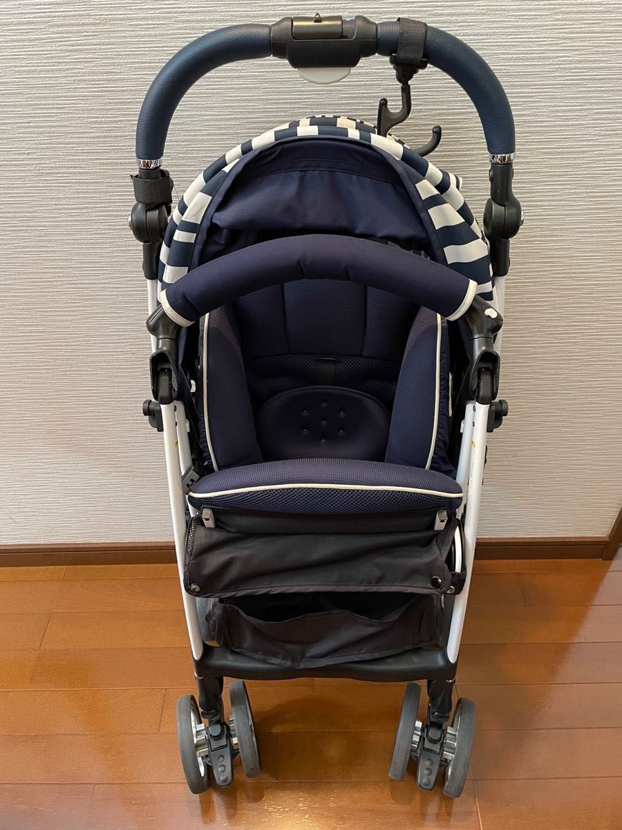 A型Apricaラクーナビッテソファークッション【限定色】付属品あり