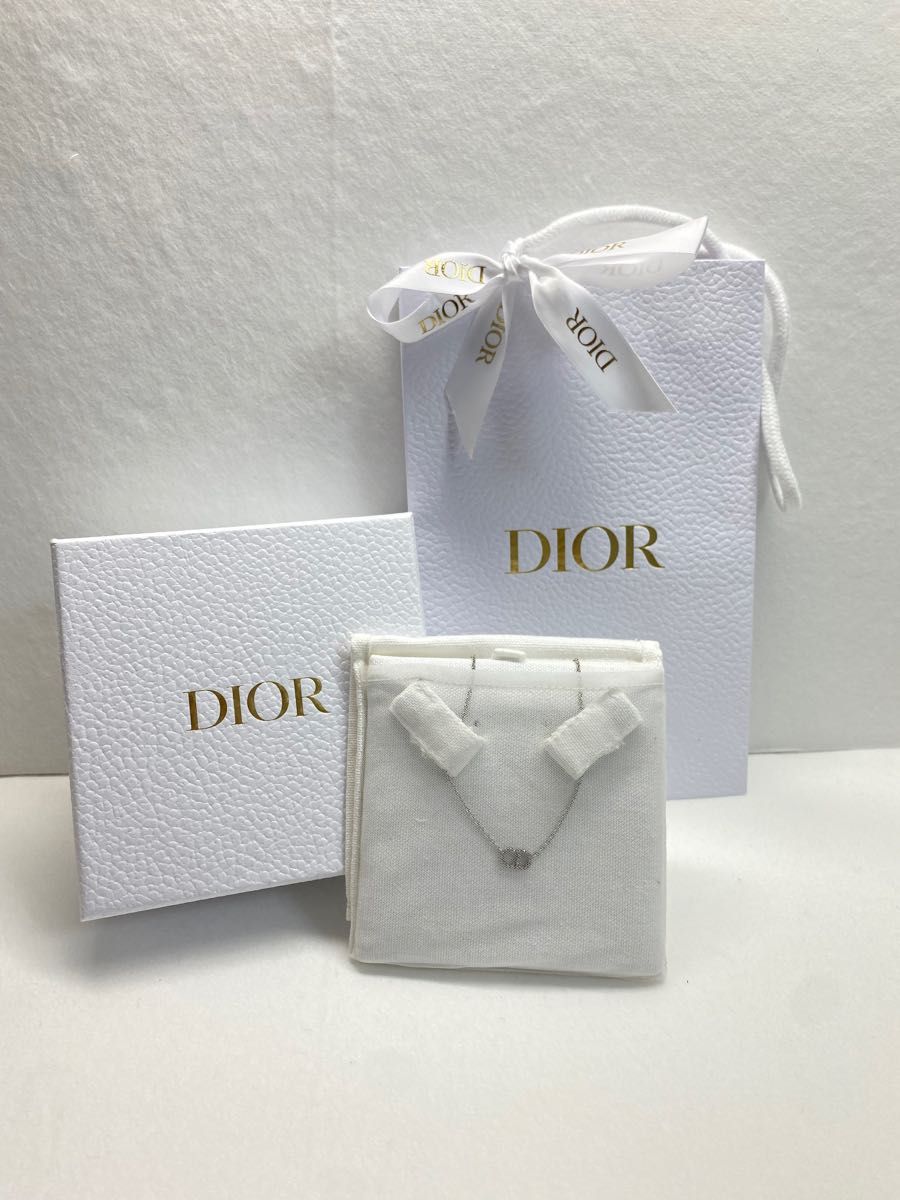 最終お値下げDior クリスチャンディオール ネックレス シルバー 正規品