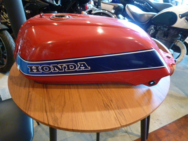 HONDA CB750F用ガソリンタンク_画像1