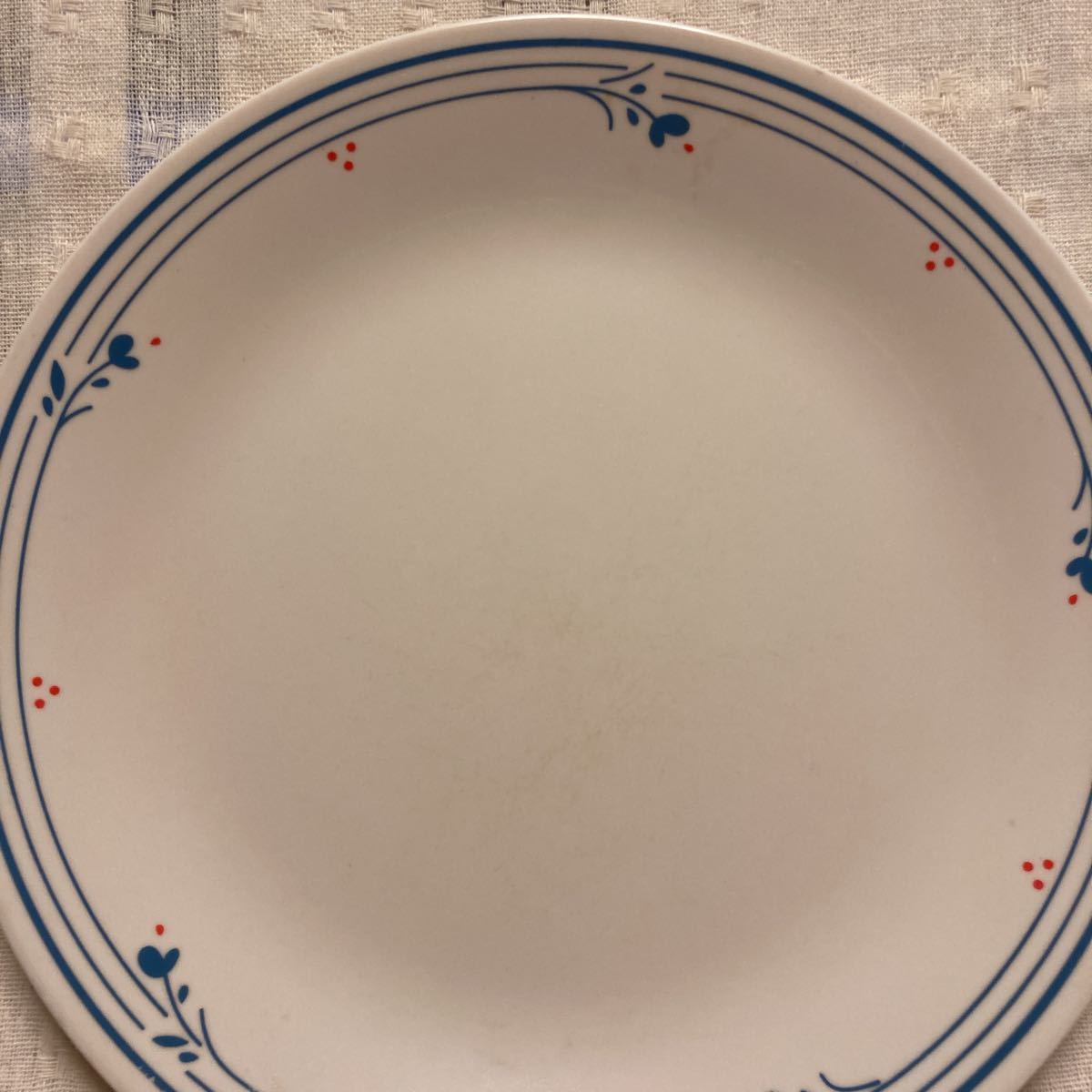 ブルーフラワー　ビンテージ食器　大皿 　プレート皿　 (1)　コレール　アメリカ雑貨　花柄　オフホワイト　　レトロ食器_画像2