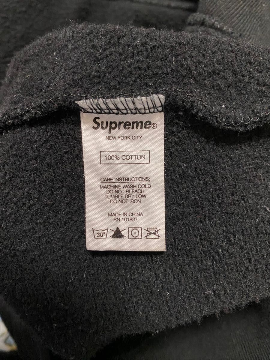 木村拓哉着用モデル Supreme スタッズ パーカー ブラック L 木村拓哉着用モデル Supreme スタッズ パーカー ブラック L