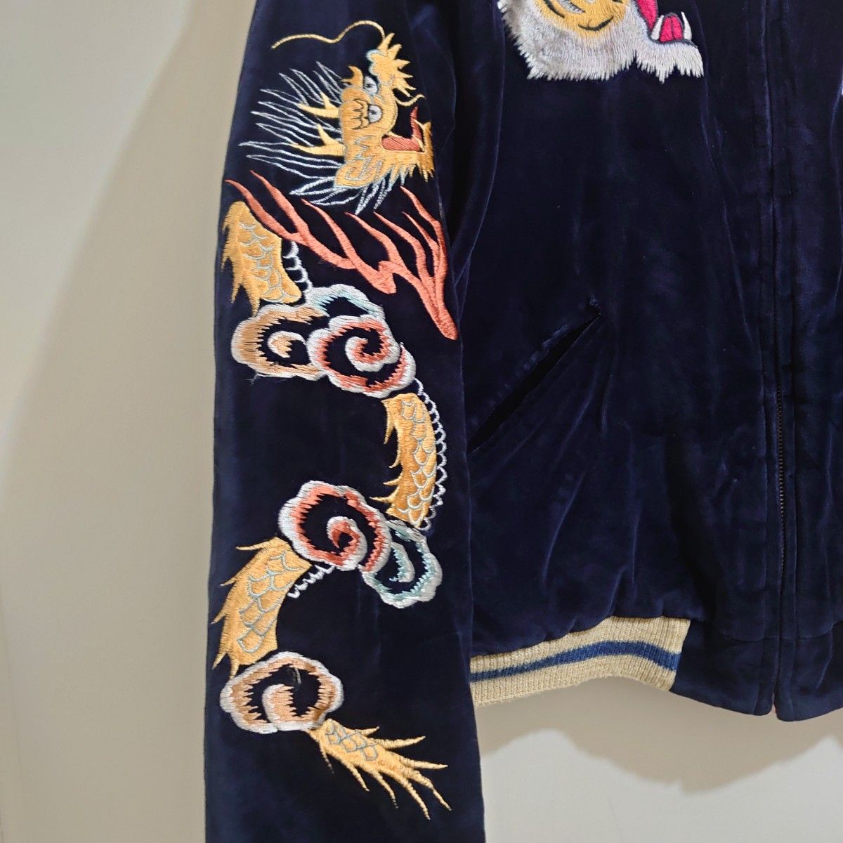 希少 超美品 テーラー東洋 別珍スカジャン size XL 鷹 鷲 龍 希少 超美品 テーラー東洋 別珍スカジャン size XL 鷹 鷲 龍
