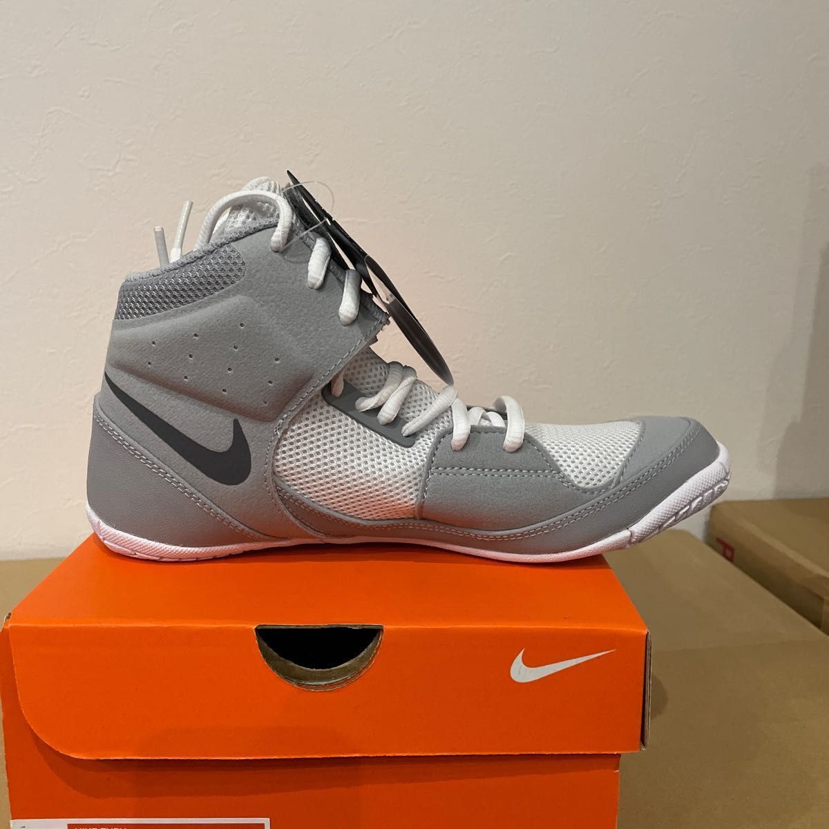 レスリングシューズ NIKE FURY グレー 24 5cm|Yahoo!フリマ(旧 レスリングシューズ NIKE FURY グレー 24 5cm|Yahoo!フリマ(旧