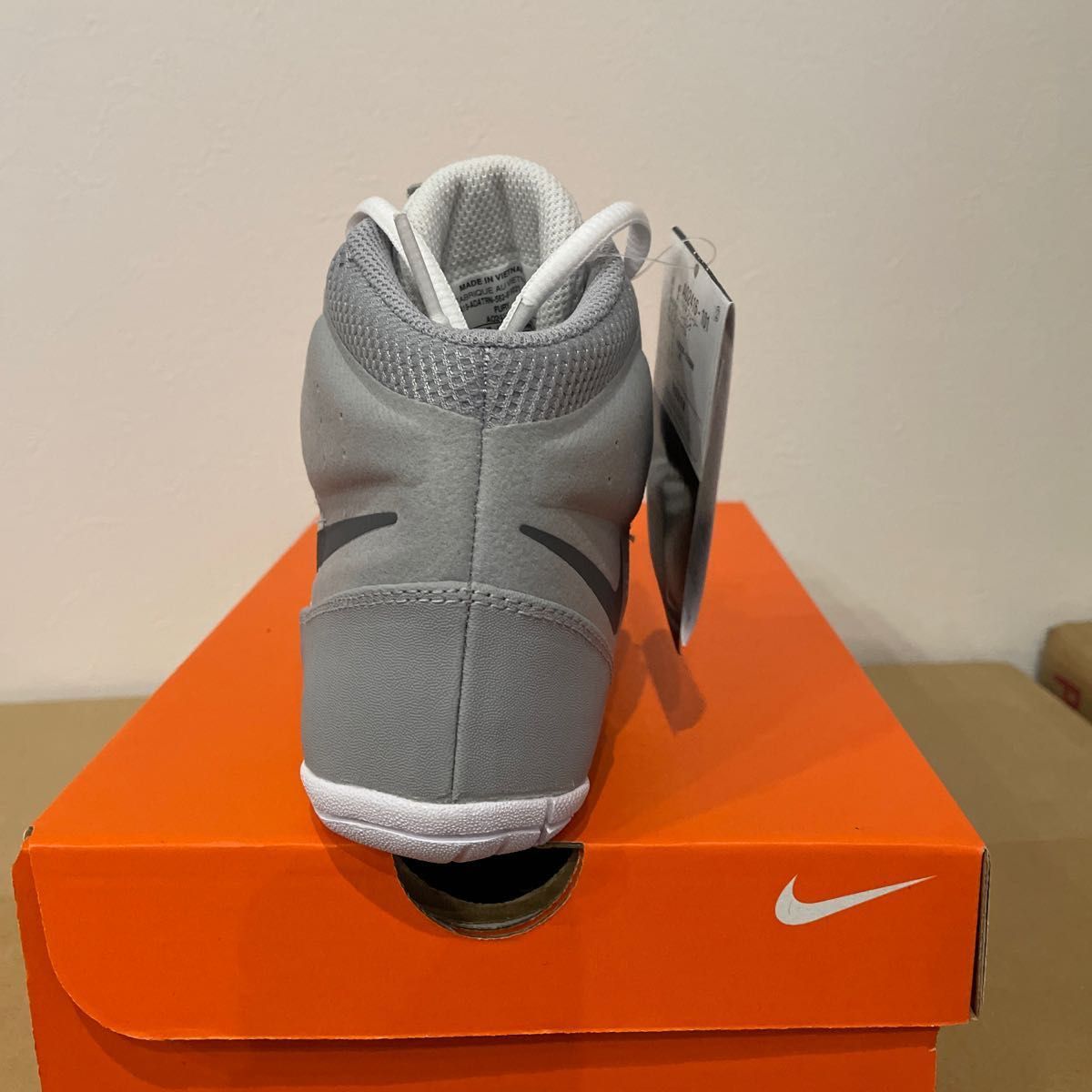 レスリングシューズ NIKE FURY グレー 24 5cm|Yahoo!フリマ(旧 レスリングシューズ NIKE FURY グレー 24 5cm|Yahoo!フリマ(旧