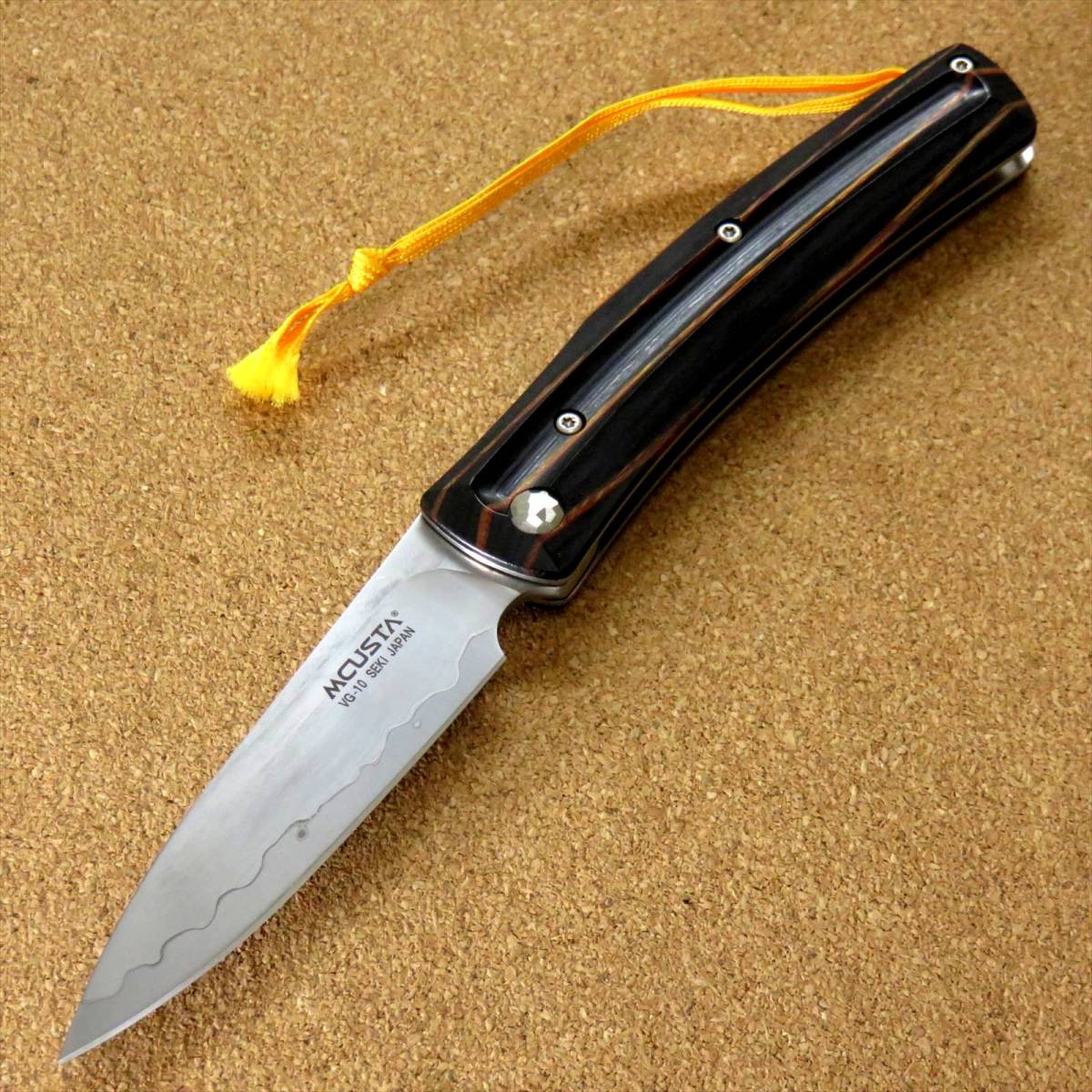 ナイフ フリクションフォルダー 7.5cm (75mm) MCUSTA 3層鋼 VG-10 関の刃物 黄黒ハンドル 折りたたみナイフ 肥後守 西陣織ケース付 日本製