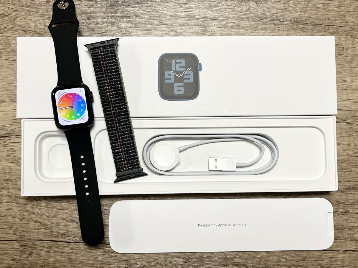 Apple Watch SE(第2世代)GPSモデル 40mm ミッドナイトアルミニウム