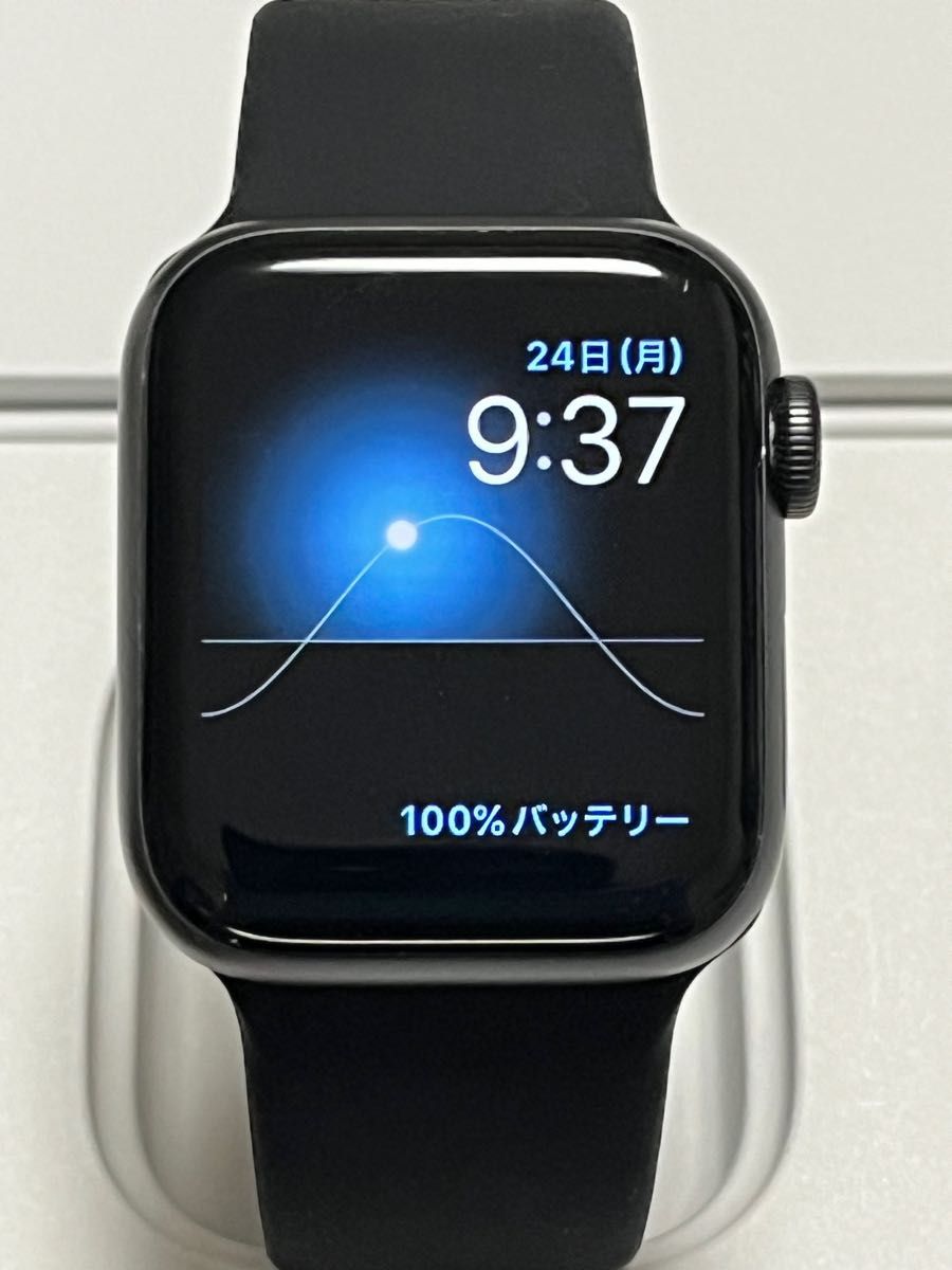 Apple Watch SE（第1世代） GPSモデル 40mm スペースグレイ