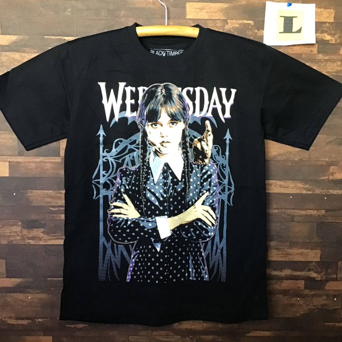 デザインTシャツ Lサイズ　Wednesday ウェンズデー　The Addams Family アダムス・ファミリー_画像1