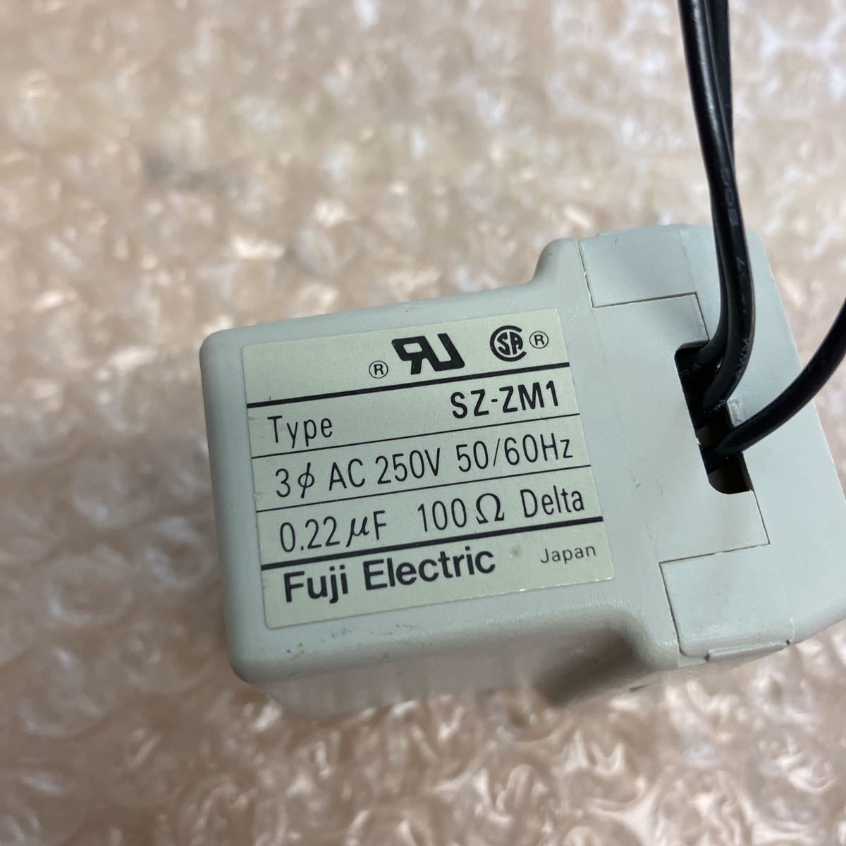Fuji　富士電機　SZ-ZM1　電磁開閉器用主回路サージ吸収ユニット　O-429_画像3