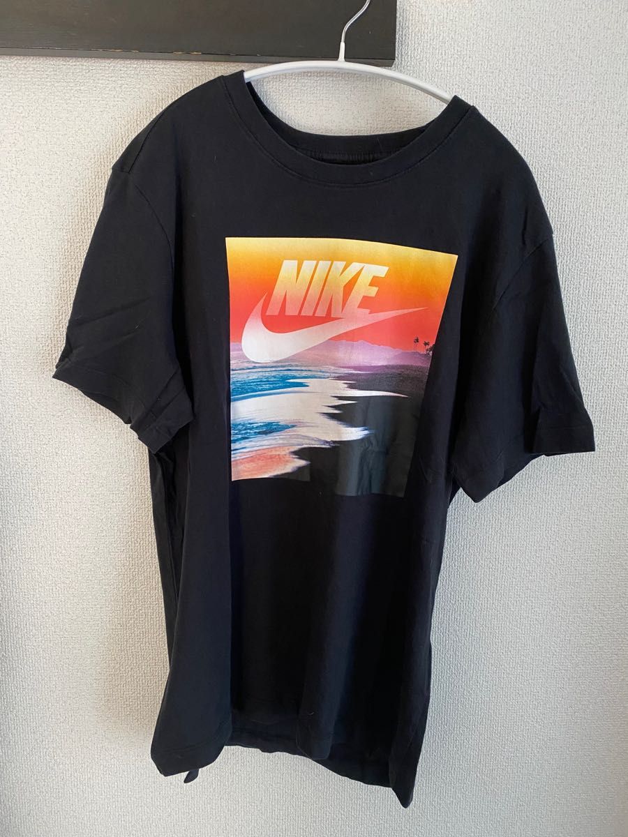 ナイキ NIKE  Tシャツ 半袖 カットソー 古着 メンズ Mサイズ ブラック 黒 オレンジ プリント