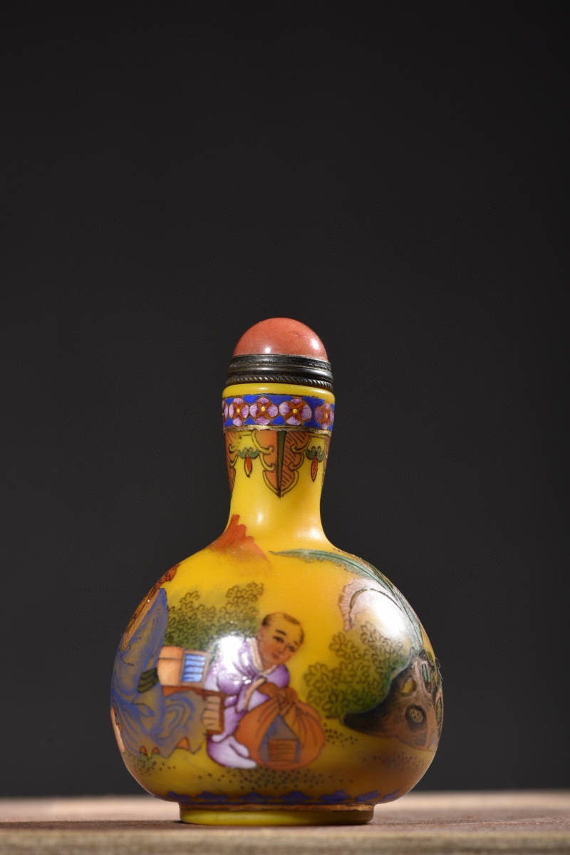 新作爆買い】 ヤフオク! - 琉璃製・細密彫・人物紋・鼻煙壺