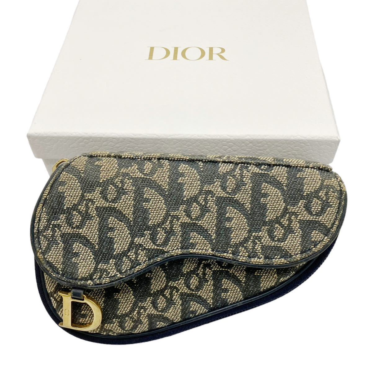 最新作の Christian no.8 クリスチャンディオール スカーフ 花柄 Dior