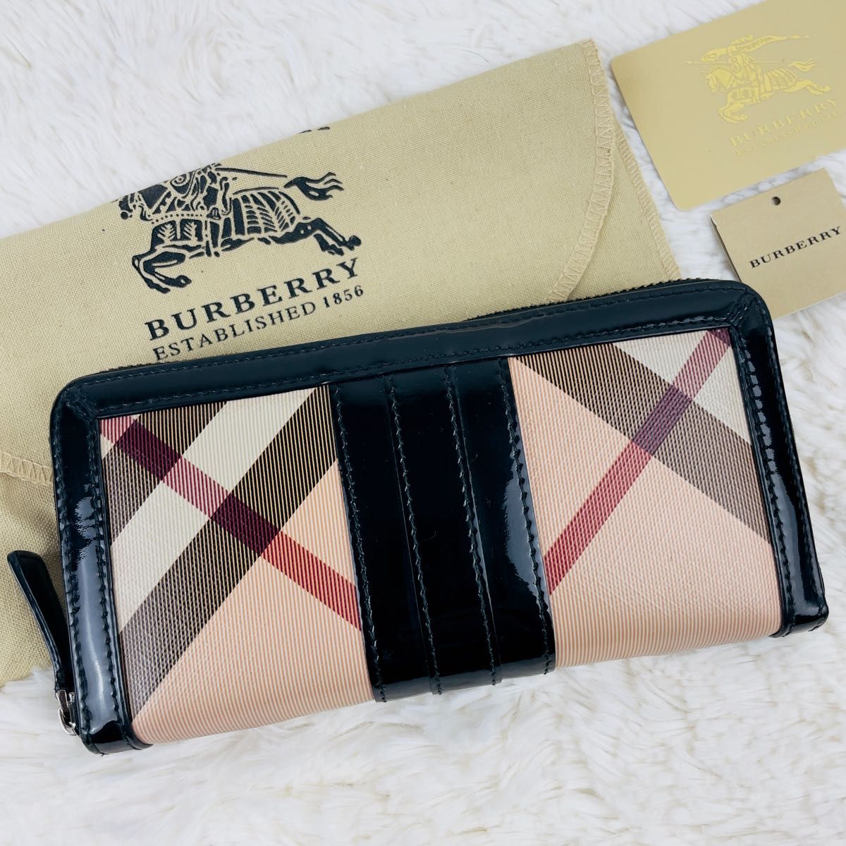 BURBERRY バーバリー 長財布 ノバチェック ラウンドファスナー ジップ