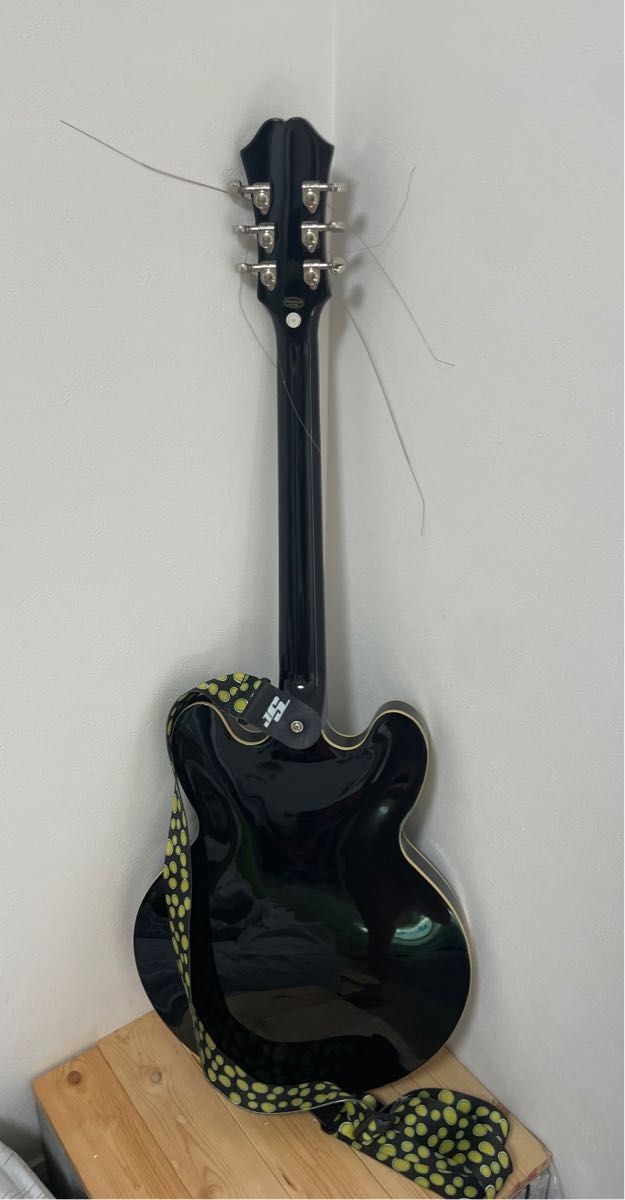 エピフォンEpiphone dot ED【値下げしました!】 【美品!!】ストラップ・ソフトケース付