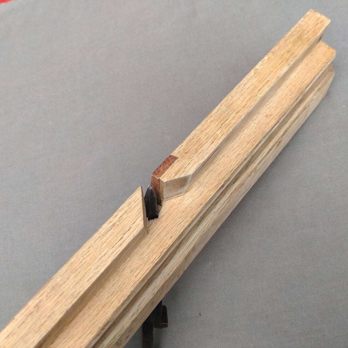 二枚脇取鉋 刃幅約16㎜ 台長約252㎜ 右 かんな カンナ 大工道具 工具 日本製 【1264】【b】_画像3
